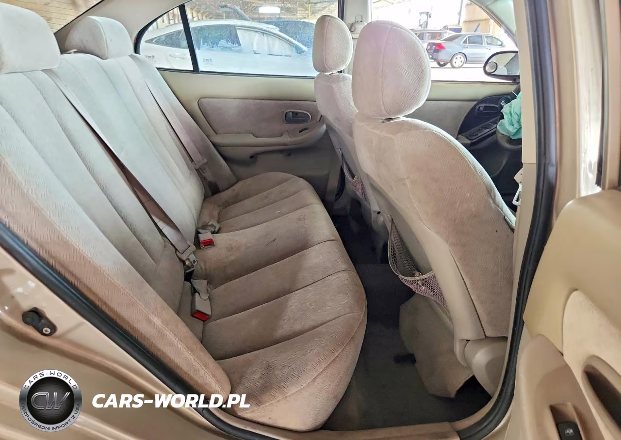 2005 Hyundai Elantra Gls VIN:KMHDN46D85U172387 - 10