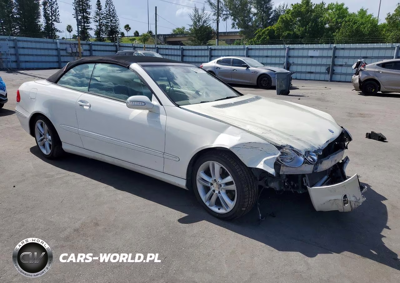 2008 Mercedes-Benz Clk 350 VIN:WDBTK56F78T096962 - 4