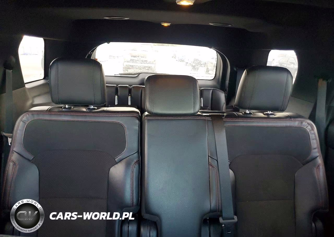2018 Ford Explorer Xlt VIN:1FM5K8D80JGA33065 - 10