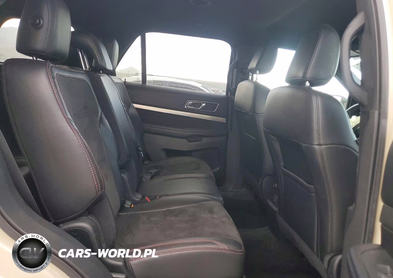2018 Ford Explorer Xlt VIN:1FM5K8D80JGA33065 - 11