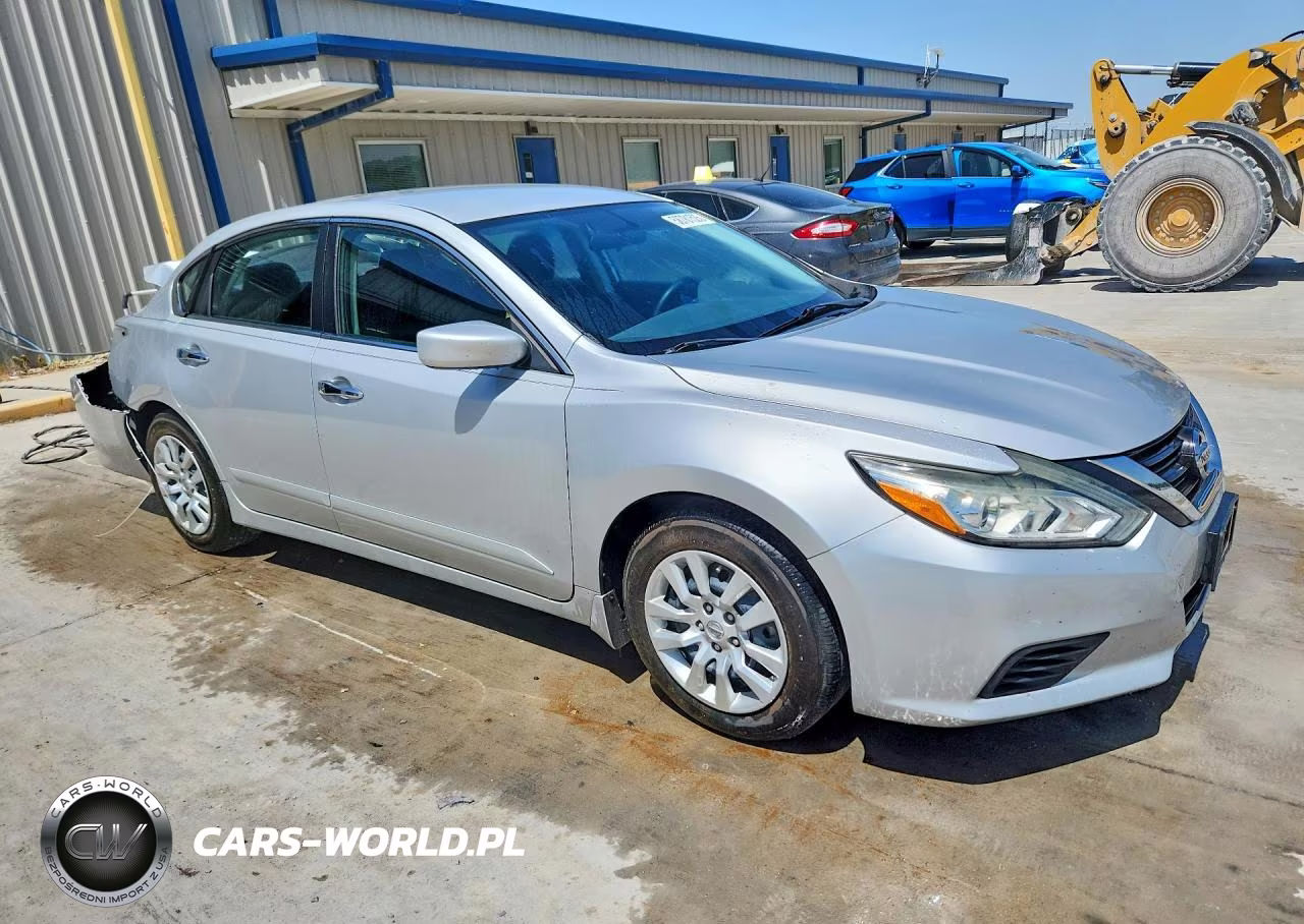2017 Nissan Altima 2.5 S VIN:1N4AL3AP7HC239375 - 4