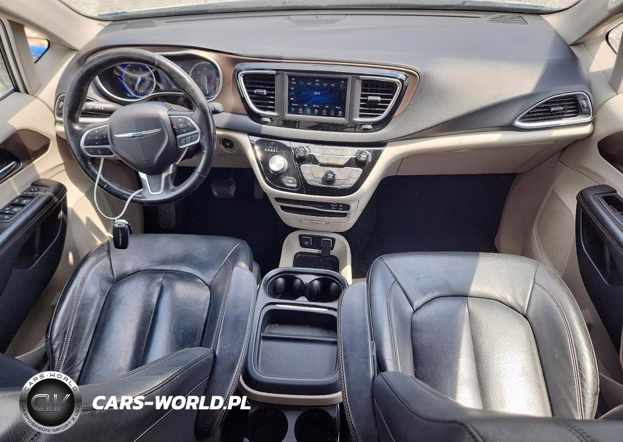 2019 Chrysler Pacifica Touring L VIN:2C4RC1BG5KR626604 - 8