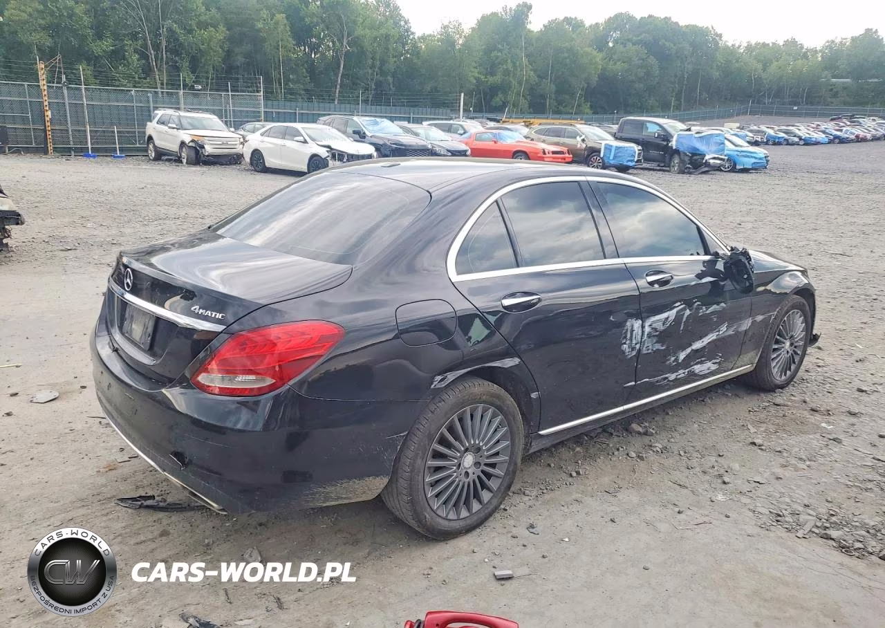 2015 Mercedes-Benz C 300 4Matic VIN:55SWF4KB6FU029123 - 3
