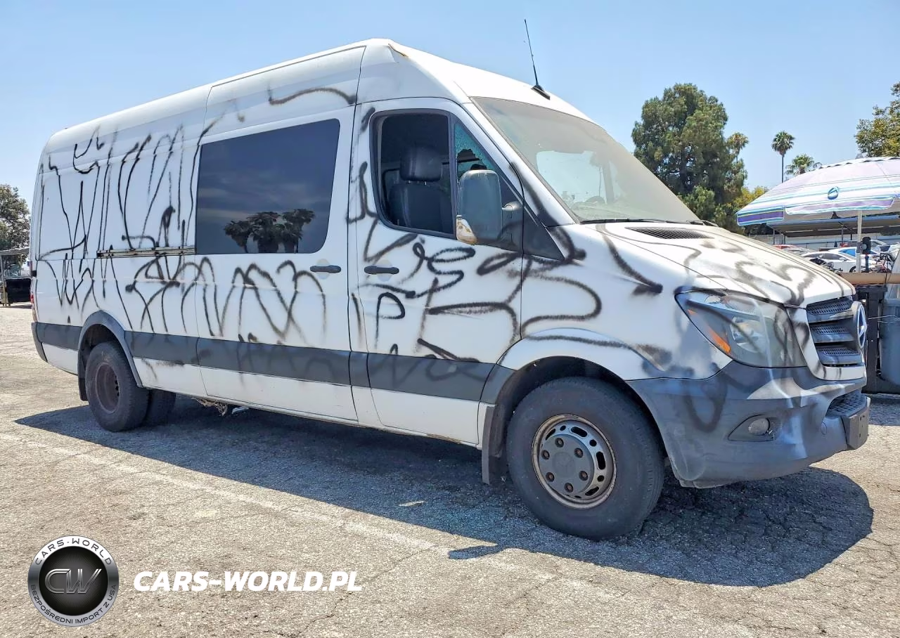 2017 Mercedes-Benz Sprinter 3500 Delivery Van VIN:WD3PF1CD7HP547748 - 4