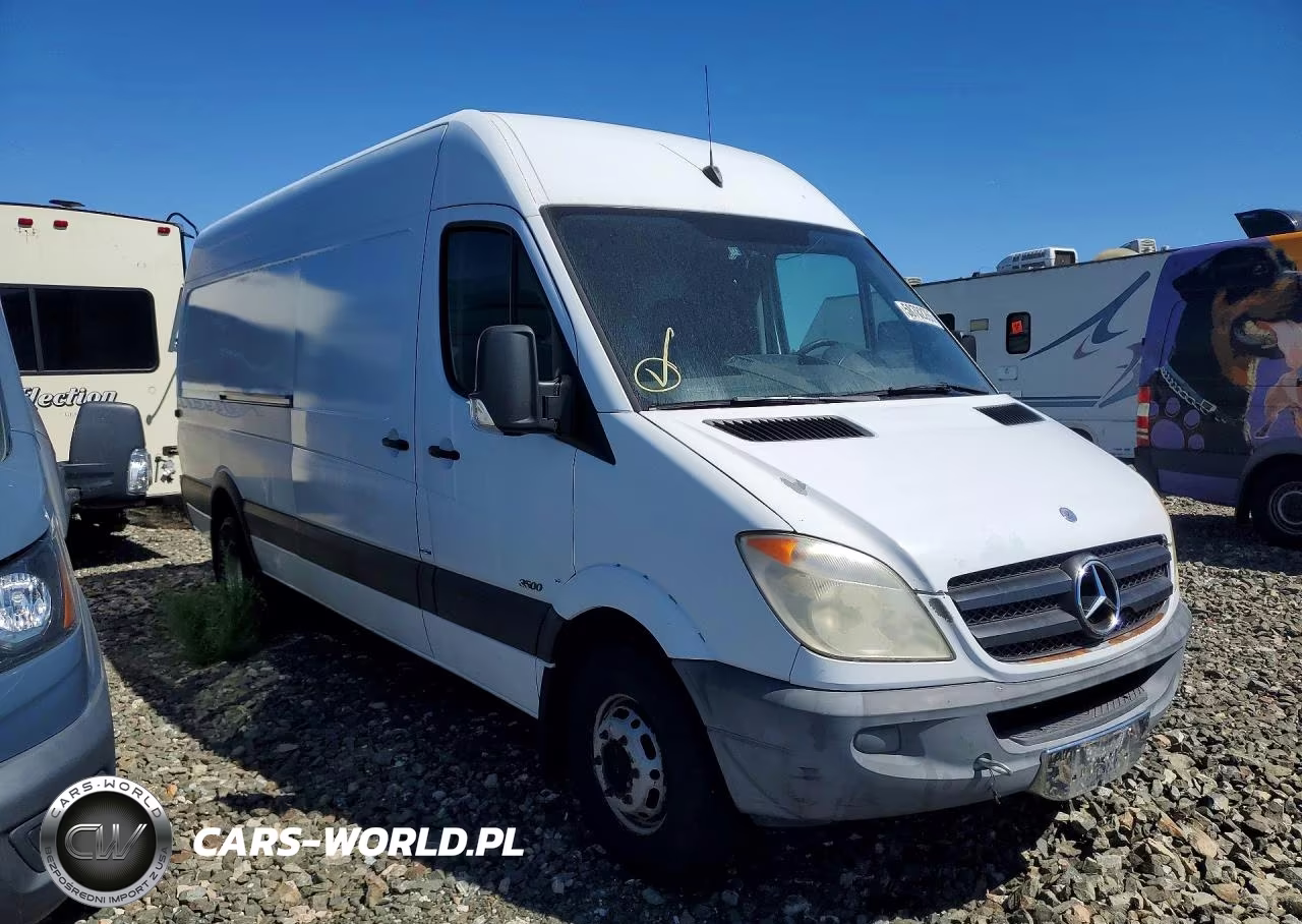 2012 Mercedes-Benz Sprinter 3500 Delivery Van VIN:WD3PF4CC9C5647203 - 4