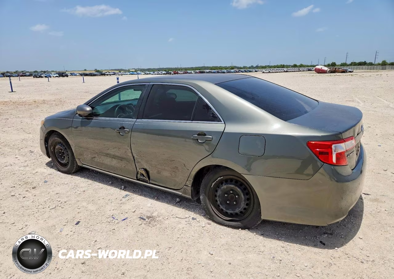 2014 Toyota Camry Le VIN:4T1BF1FK5EU746980 - 2
