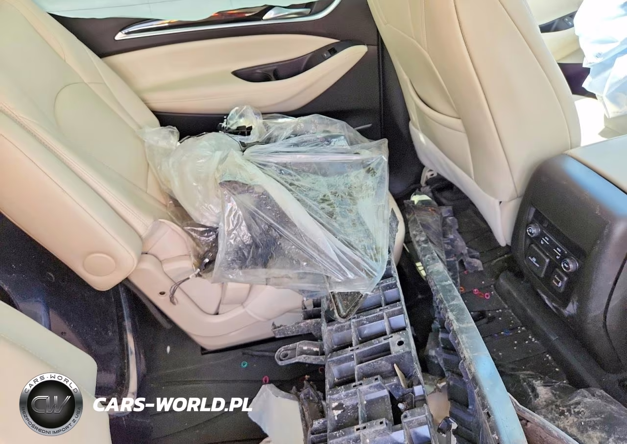 2023 Buick Enclave Premium VIN:5GAEVBKWXPJ128725 - 13