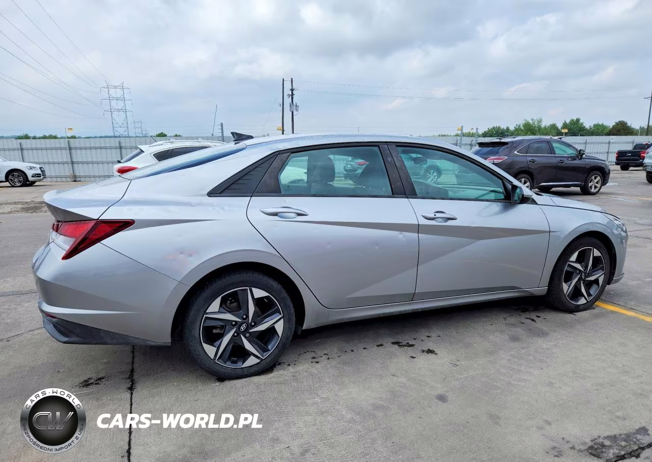 2023 Hyundai Elantra Sel VIN:5NPLS4AG1PH098527 - 3