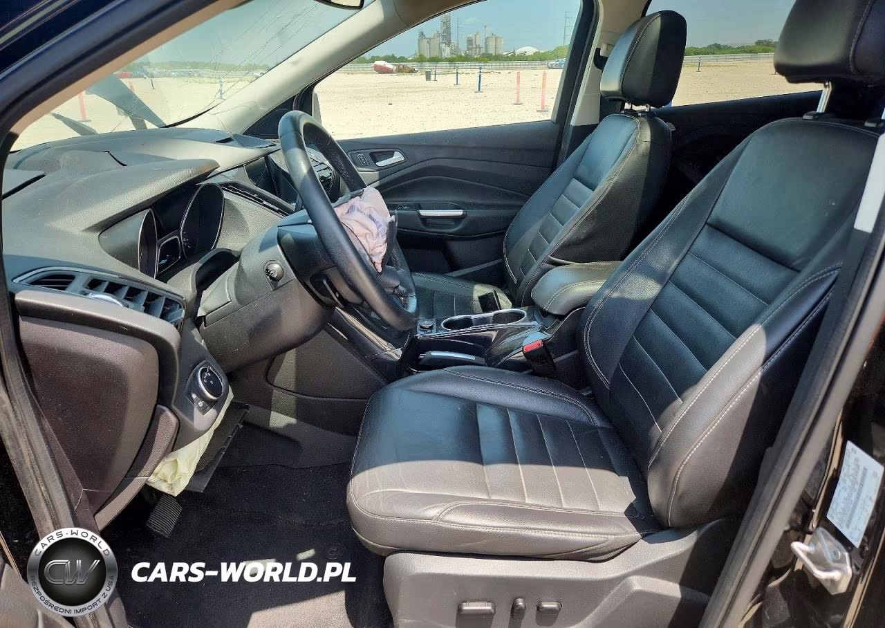 2016 Ford Escape Titanium VIN:1FMCU0J9XGUB71626 - 7