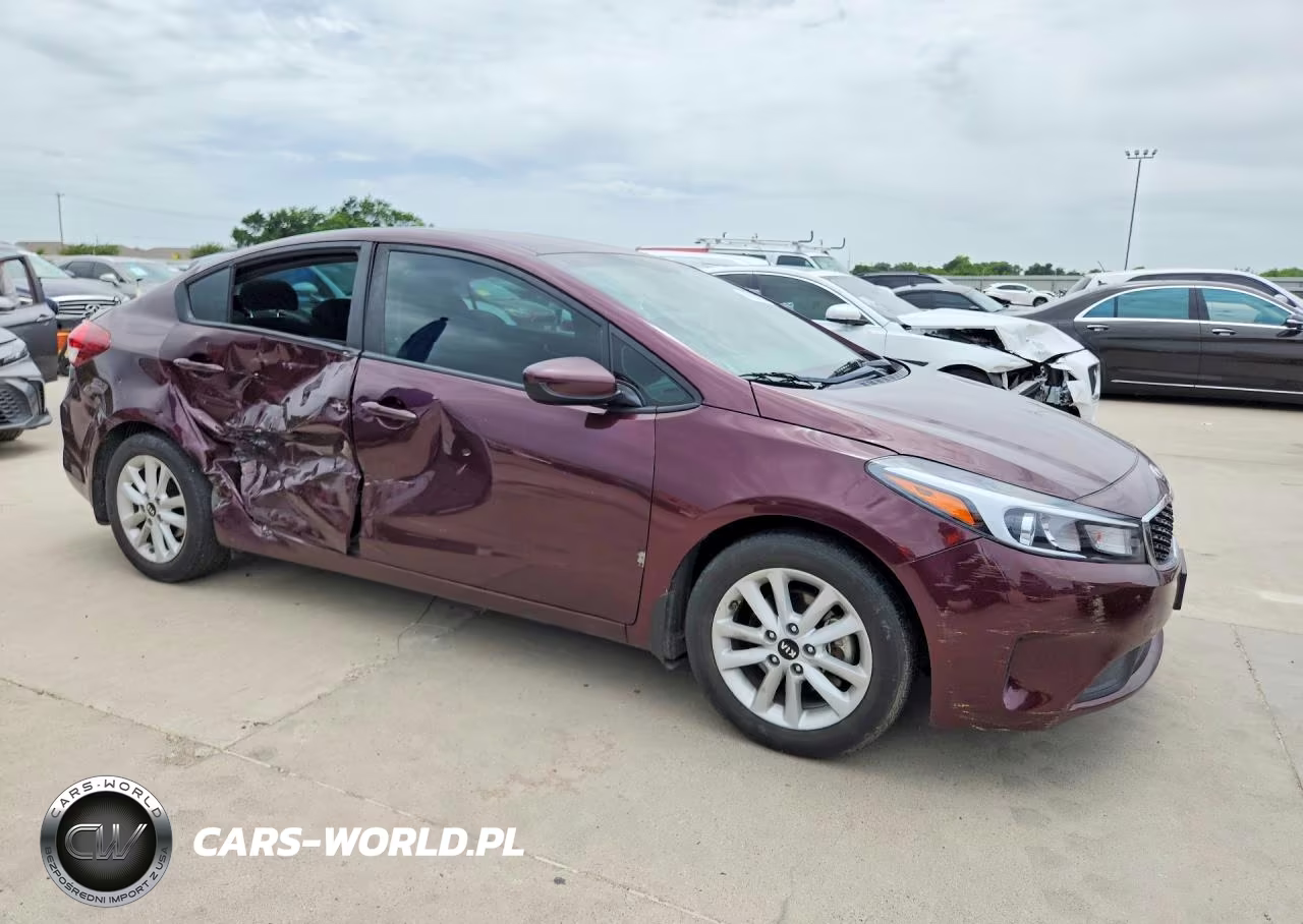 2017 Kia Forte Lx VIN:3KPFL4A77HE147715 - 4