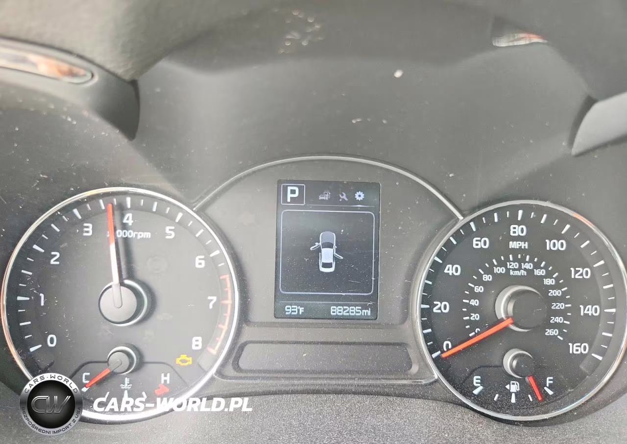 2017 Kia Forte Lx VIN:3KPFL4A77HE147715 - 9