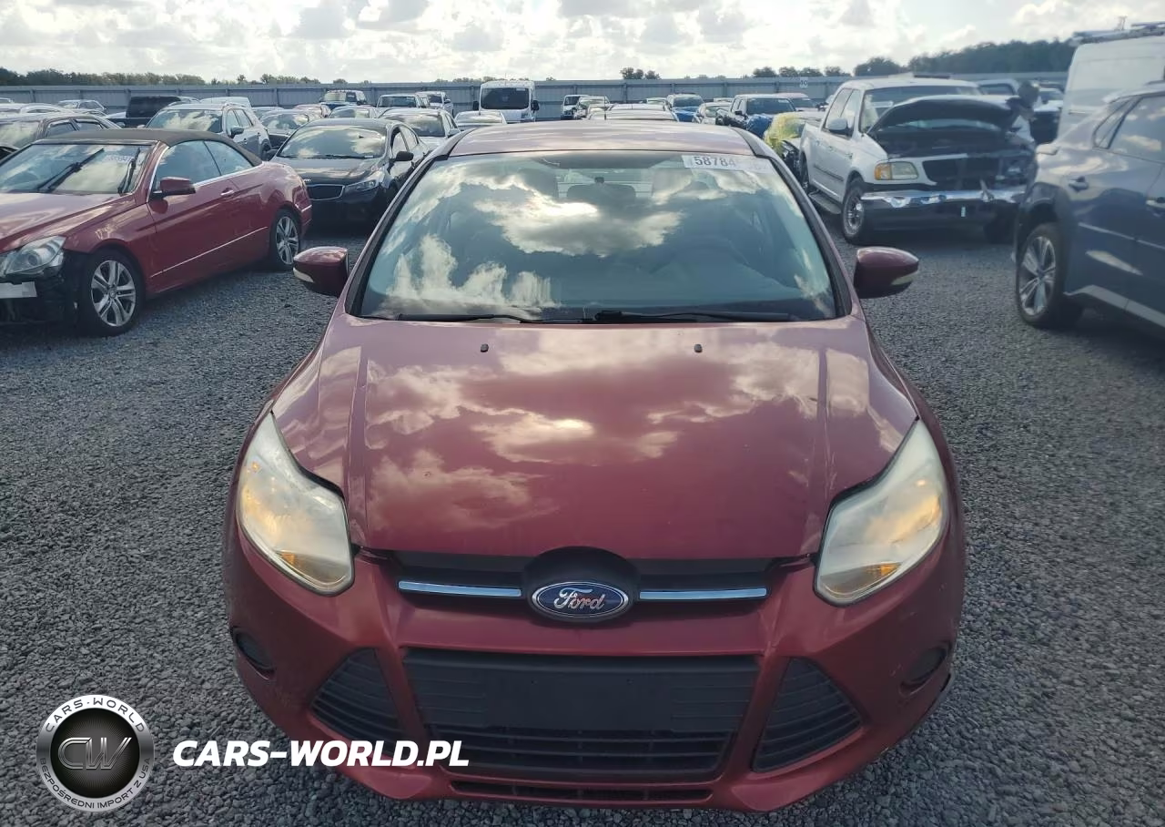 2013 Ford Focus Se VIN:1FADP3F27DL349450 - 5