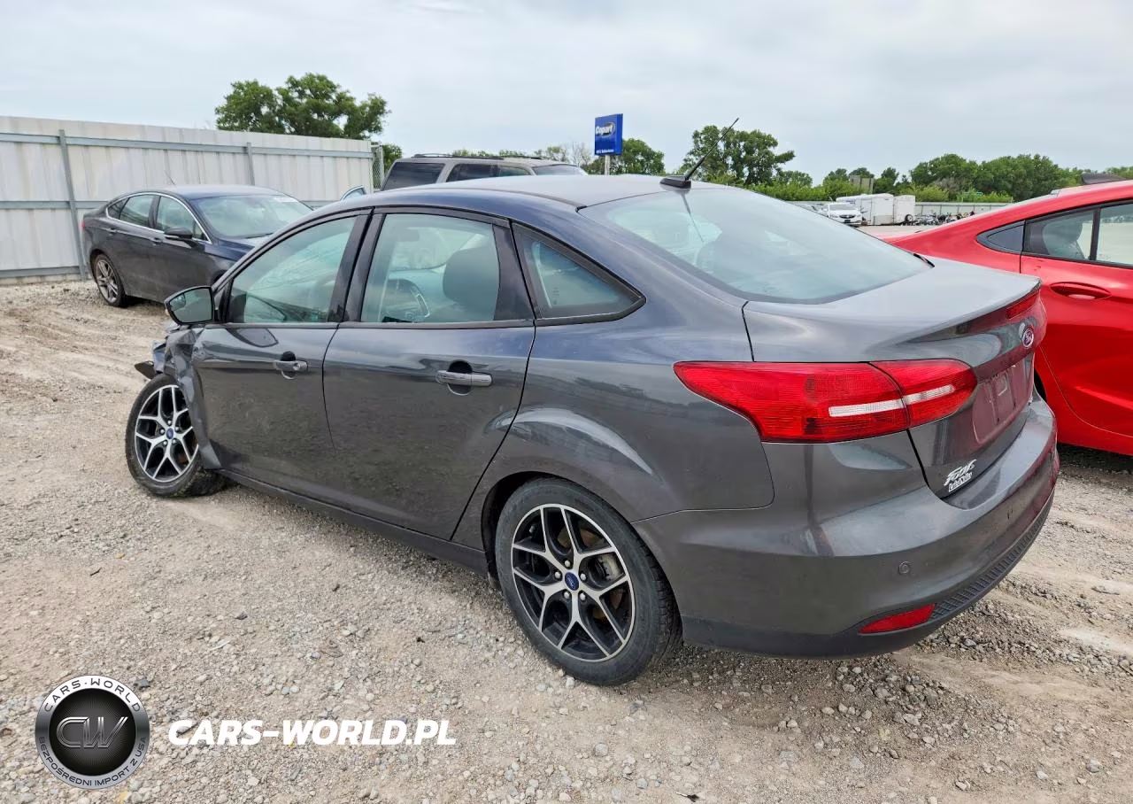 2017 Ford Focus Sel VIN:1FADP3H20HL319077 - 2