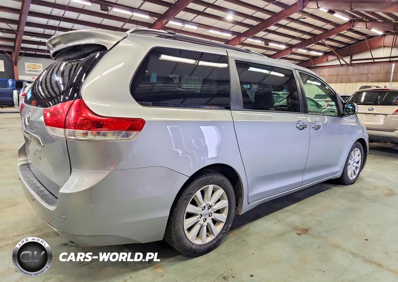 2014 Toyota Sienna Xle 7-Passenger VIN:5TDDK3DC0ES090711 - 3