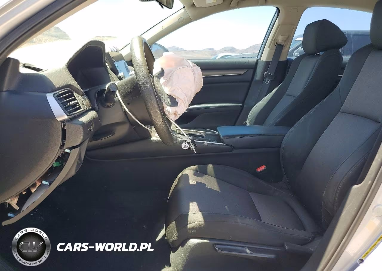 2018 Honda Accord Lx VIN:1HGCV1F1XJA156760 - 7
