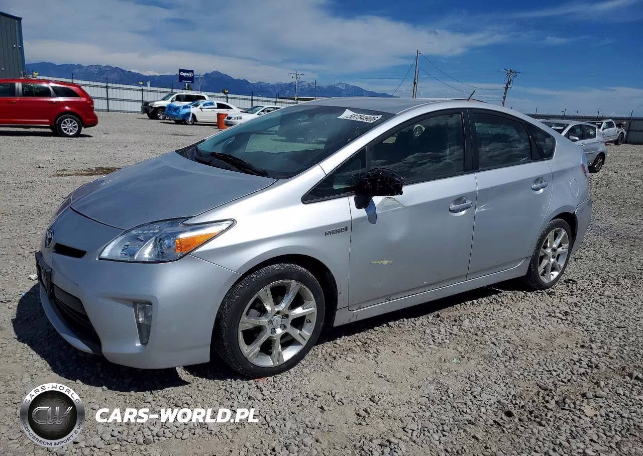 2014 Toyota Prius Two – zdjęcie 1 z 12