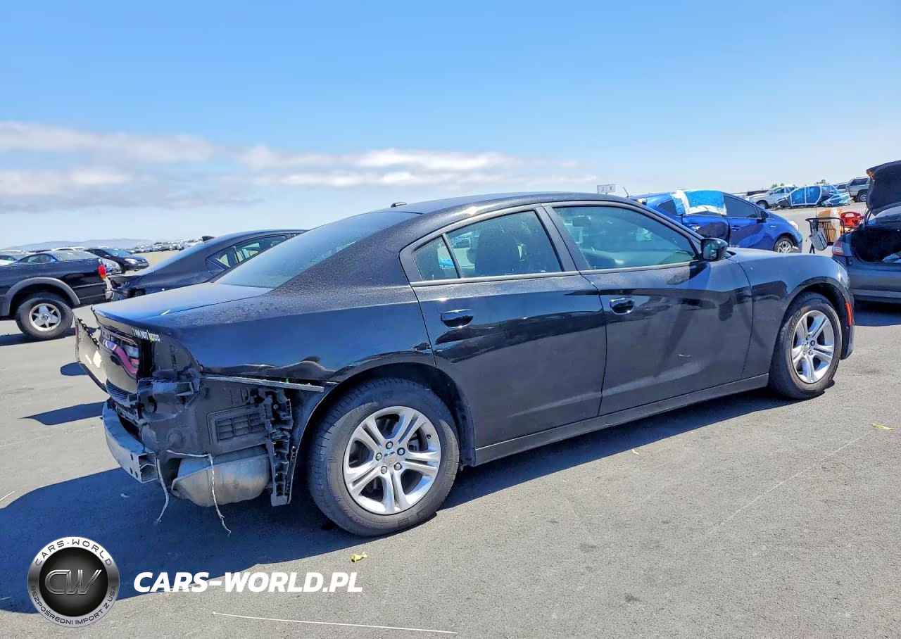 2021 Dodge Charger Sxt VIN:2C3CDXBG0MH642468 - 3