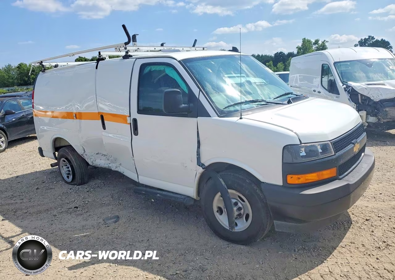 2025 Chevrolet Express G2500 VIN:1GCWGAFP9S1273340 - 4