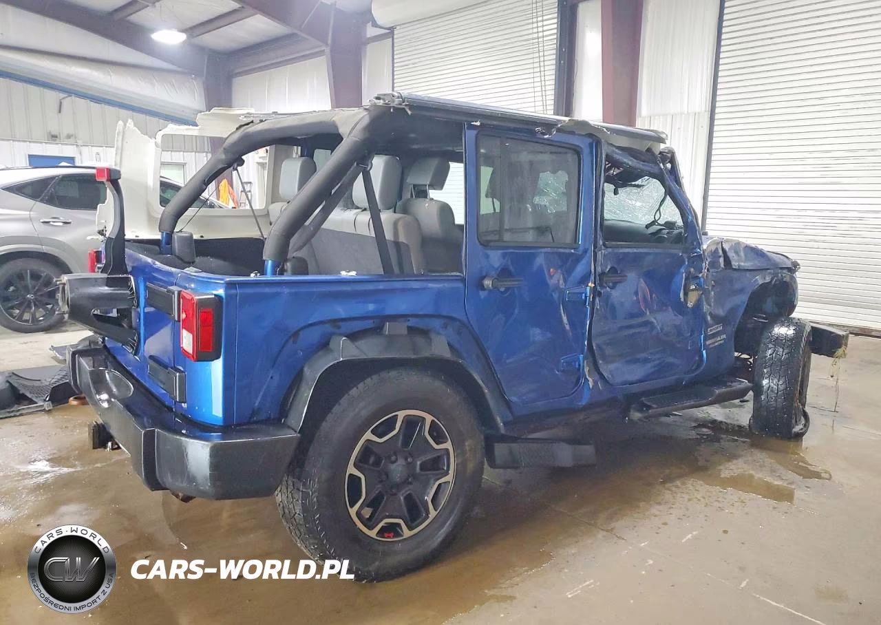 2010 Jeep Wrangler Unlimited Sport VIN:1J4BA3H18AL102287 - 3