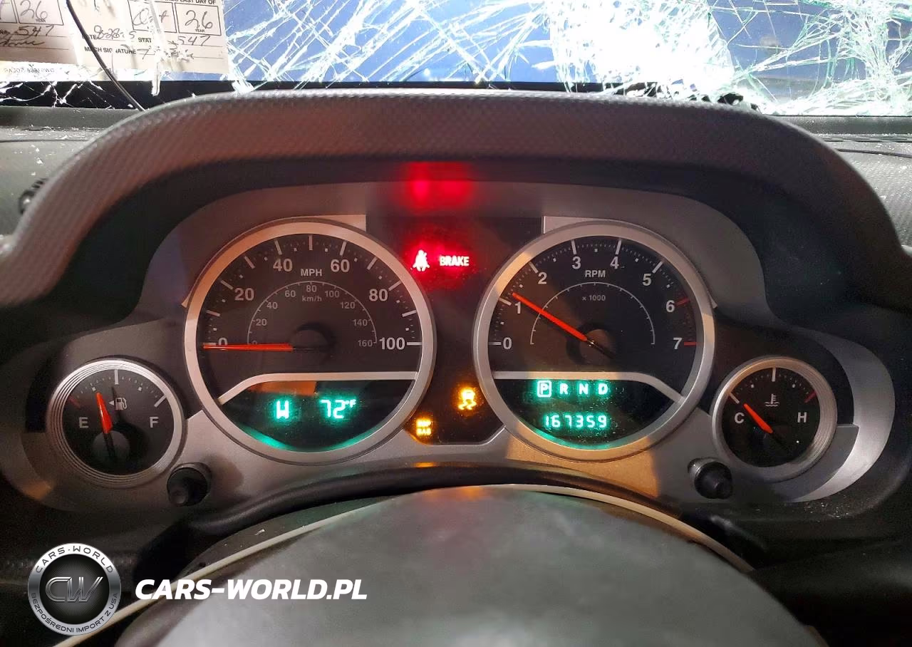 2010 Jeep Wrangler Unlimited Sport VIN:1J4BA3H18AL102287 - 9