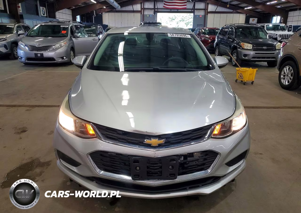 2017 Chevrolet Cruze Ls VIN:1G1BC5SMXH7117951 - 5