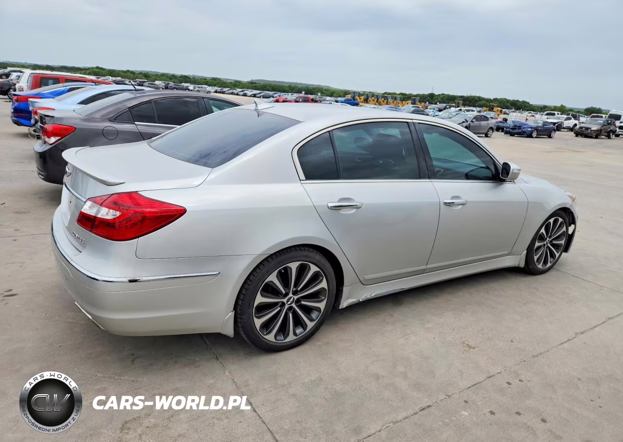 2012 Hyundai Genesis 3.8L VIN:KMHGC4DD5CU181258 - 3