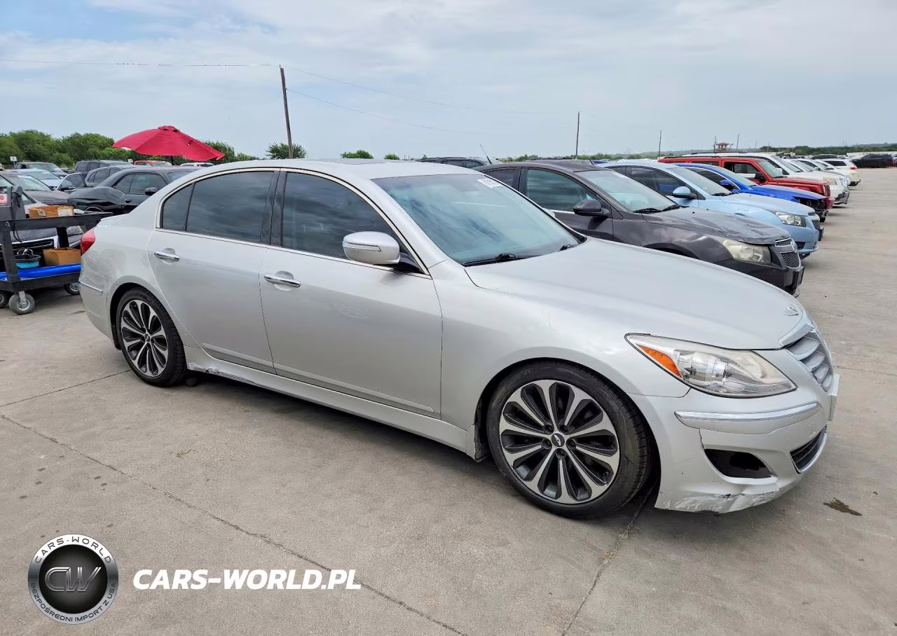 2012 Hyundai Genesis 3.8L VIN:KMHGC4DD5CU181258 - 4