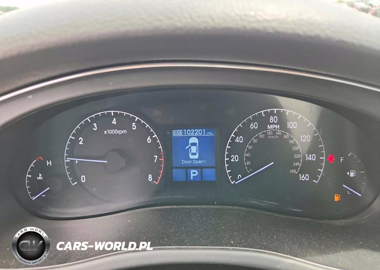 2012 Hyundai Genesis 3.8L VIN:KMHGC4DD5CU181258 - 9