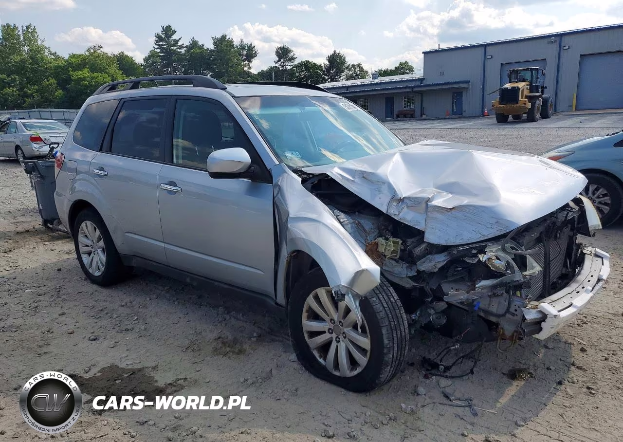 2012 Subaru Forester 2.5X Premium VIN:JF2SHADC9CH441273 - 4