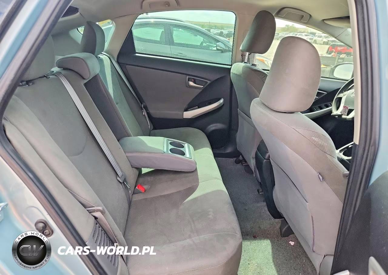 2013 Toyota Prius VIN:JTDKN3DUXD1619813 - 10