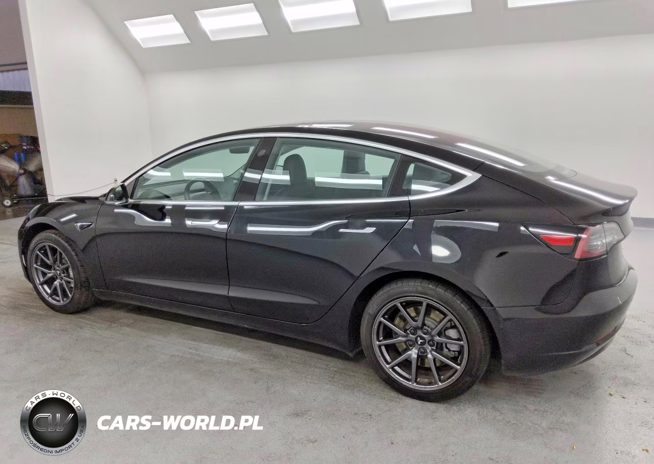 2018 Tesla Model 3 VIN:5YJ3E1EA8JF013863 - 2