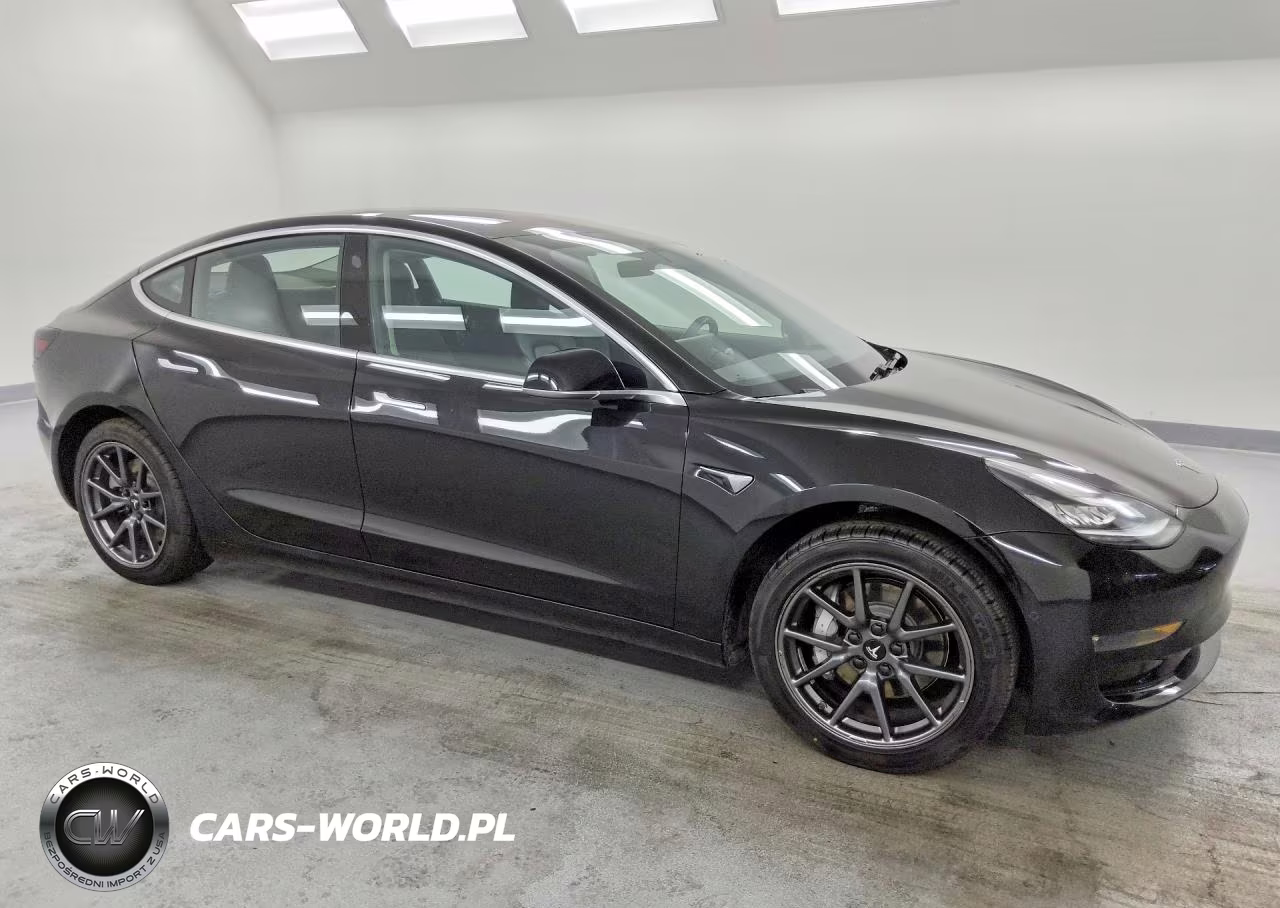 2018 Tesla Model 3 VIN:5YJ3E1EA8JF013863 - 4