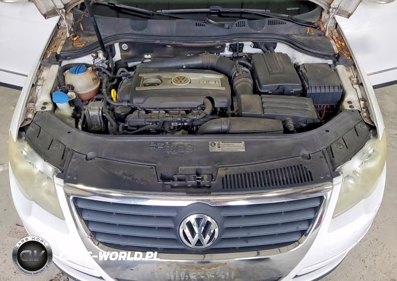 2010 Volkswagen Passat Komfort VIN:WVWXM7AN8AE165014 - 11