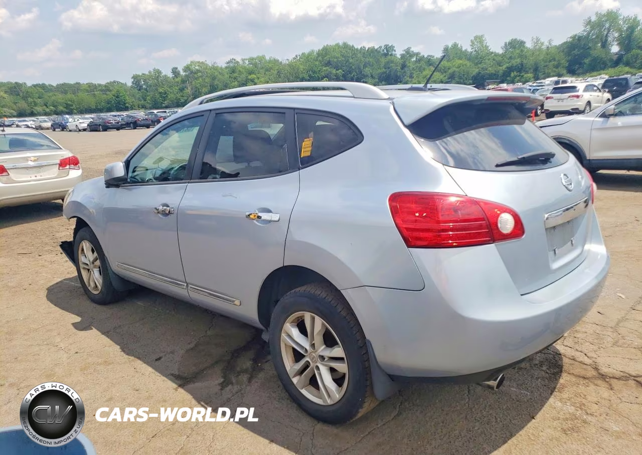 2013 Nissan Rogue S VIN:JN8AS5MV4DW143879 - 2