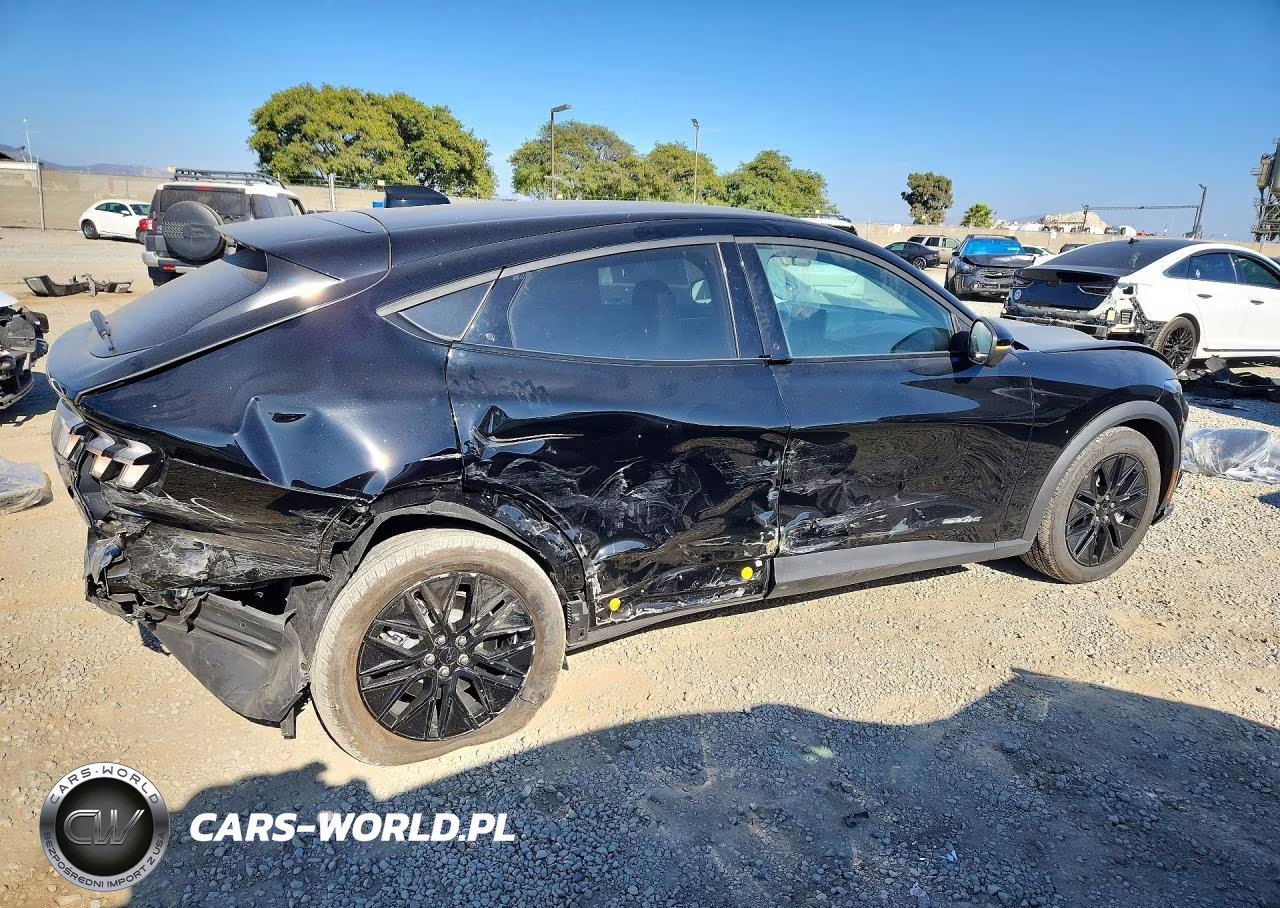 2025 Ford Mustang Mach-E Select VIN:3FMTK1R49SMA35649 - 3