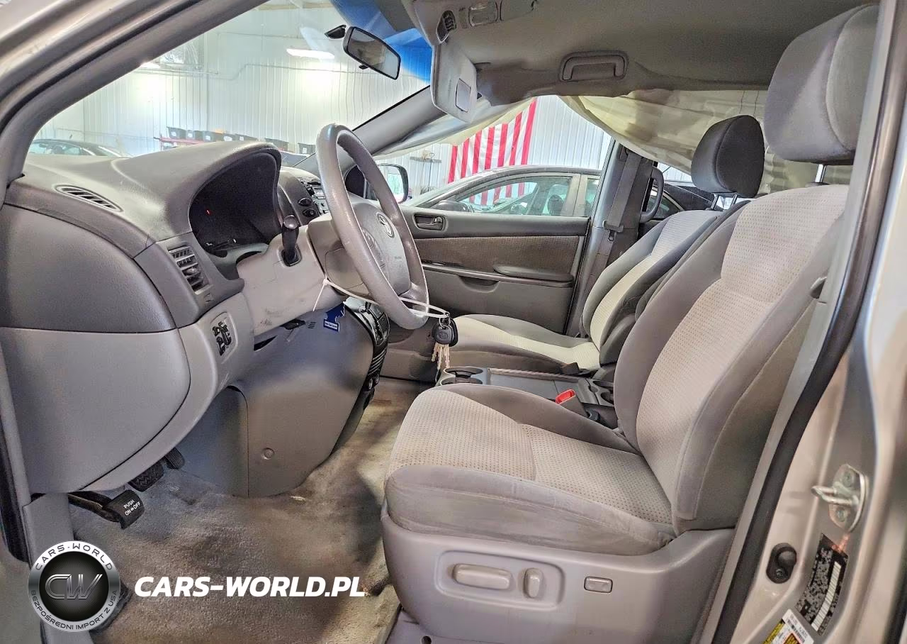 2010 Toyota Sienna Le 7-Passenger VIN:5TDKK4CC2AS339194 - 7