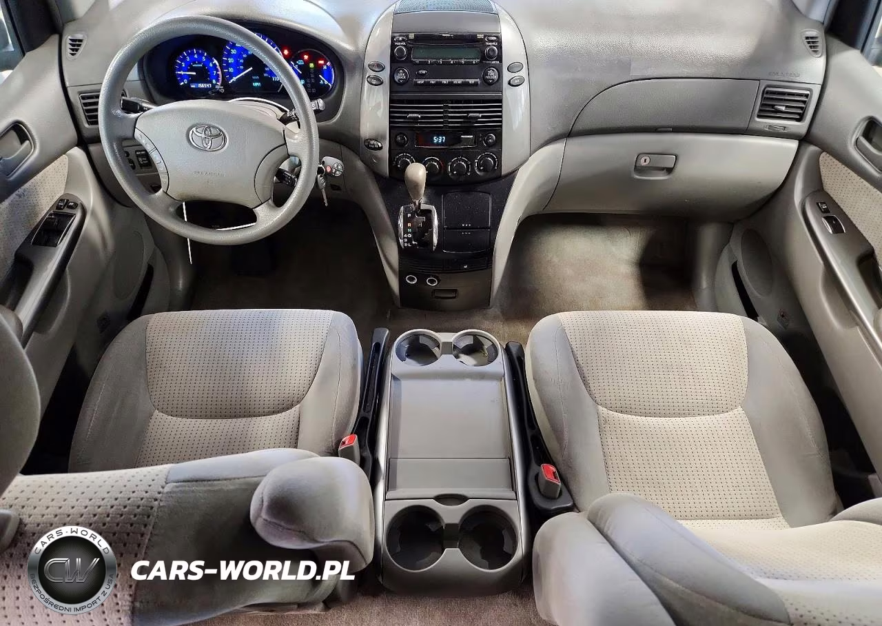 2010 Toyota Sienna Le 7-Passenger VIN:5TDKK4CC2AS339194 - 8