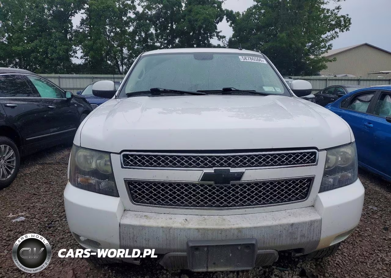 2010 Chevrolet Avalanche Lt VIN:3GNVKFE08AG238677 - 5