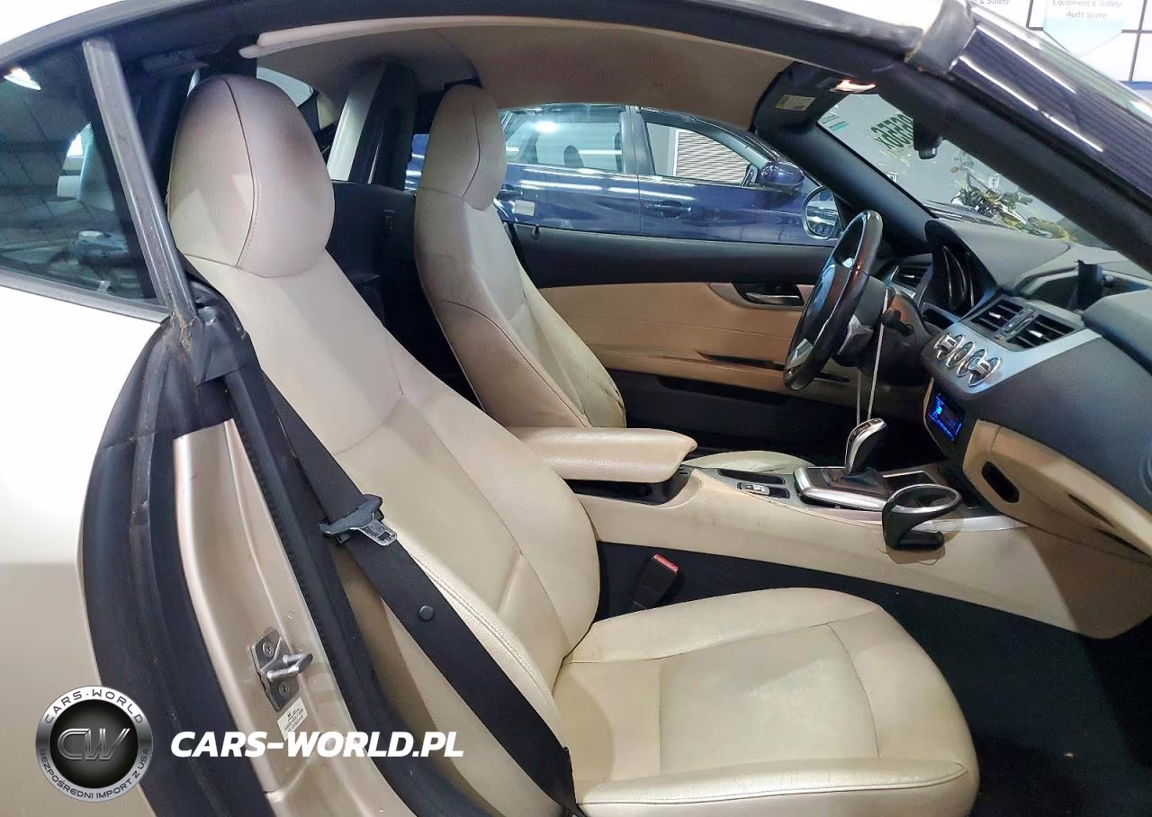 2011 BMW Z4 Sdrive35I VIN:WBALM7C53BE382836 - 10