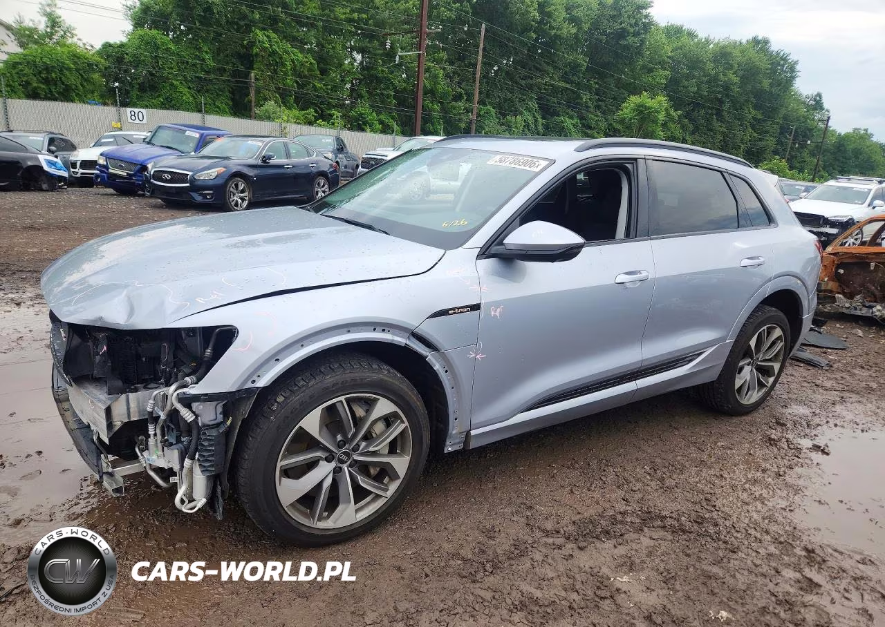 2021 Audi E-Tron Premium Plus