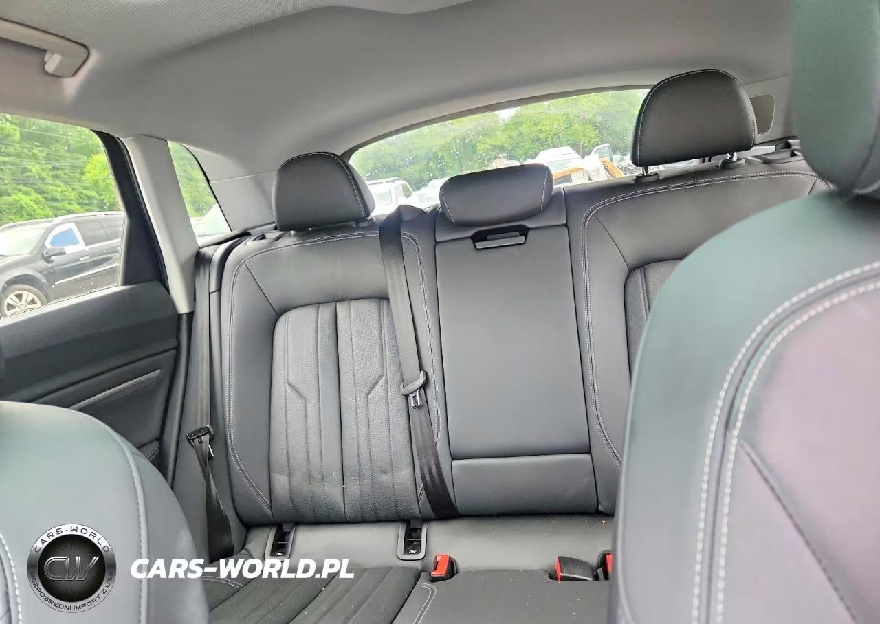 2021 Audi E-Tron Premium Plus VIN:WA1LAAGE6MB038404 - 10