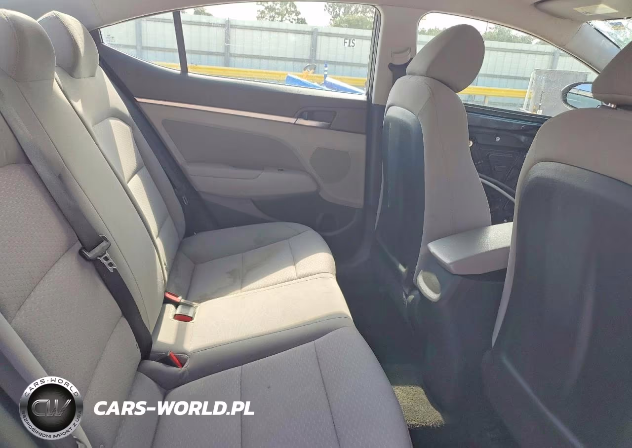 2020 Hyundai Elantra Sel VIN:5NPD84LF6LH555883 - 10