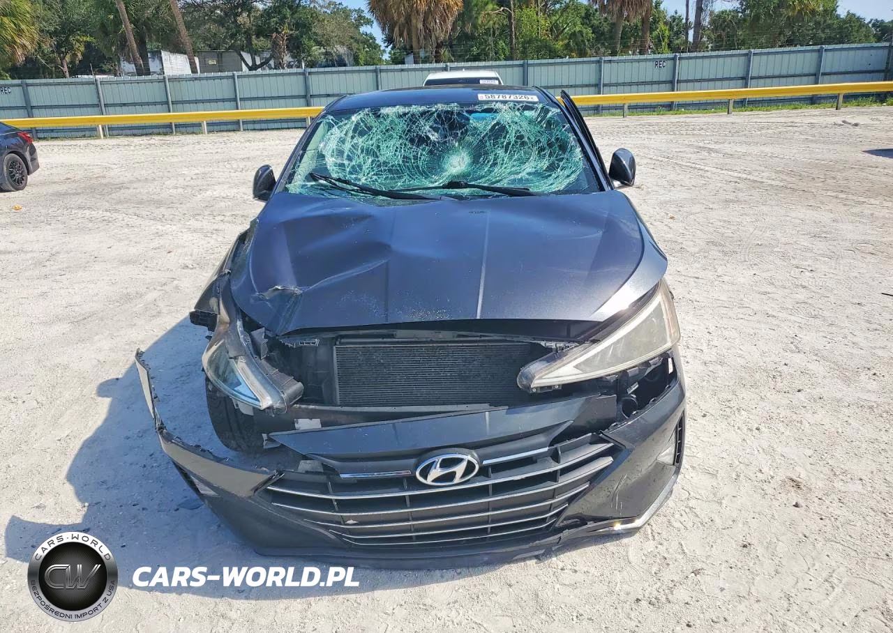 2020 Hyundai Elantra Sel VIN:5NPD84LF6LH555883 - 5