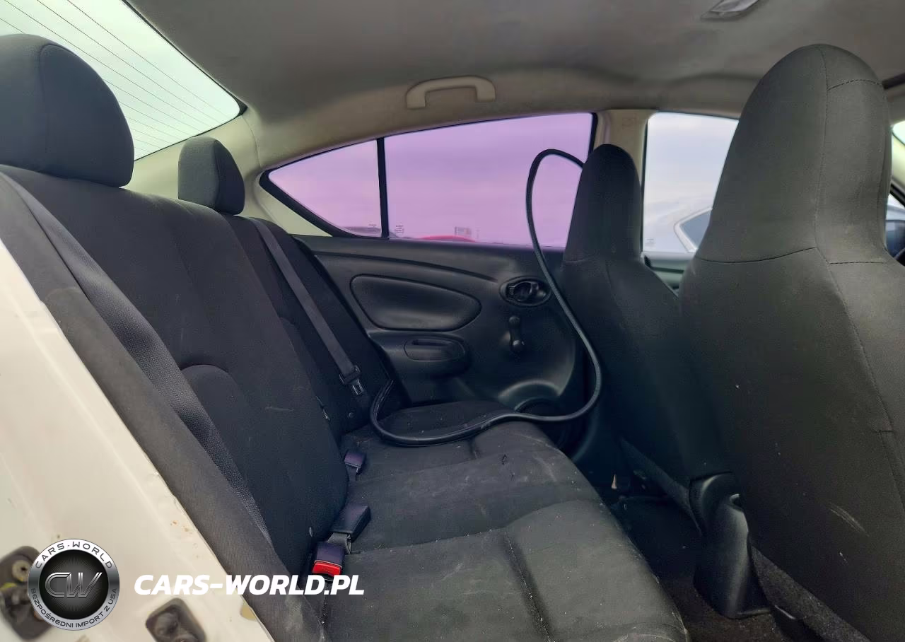 2016 Nissan Versa 1.6 S Plus VIN:3N1CN7AP7GL885302 - 10