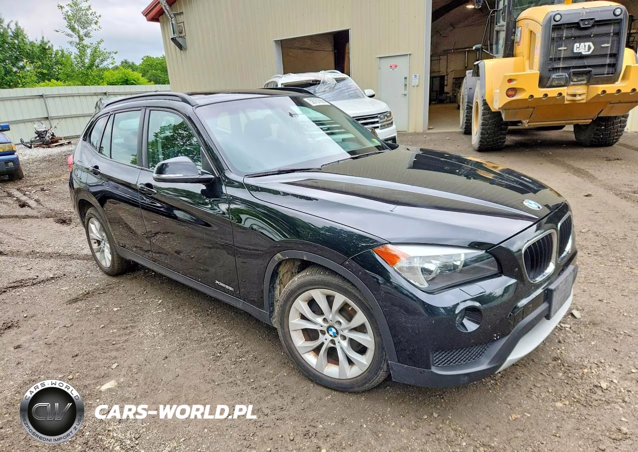 2014 BMW X1 xDrive28I VIN:WBAVL1C59EVY17064 - 4