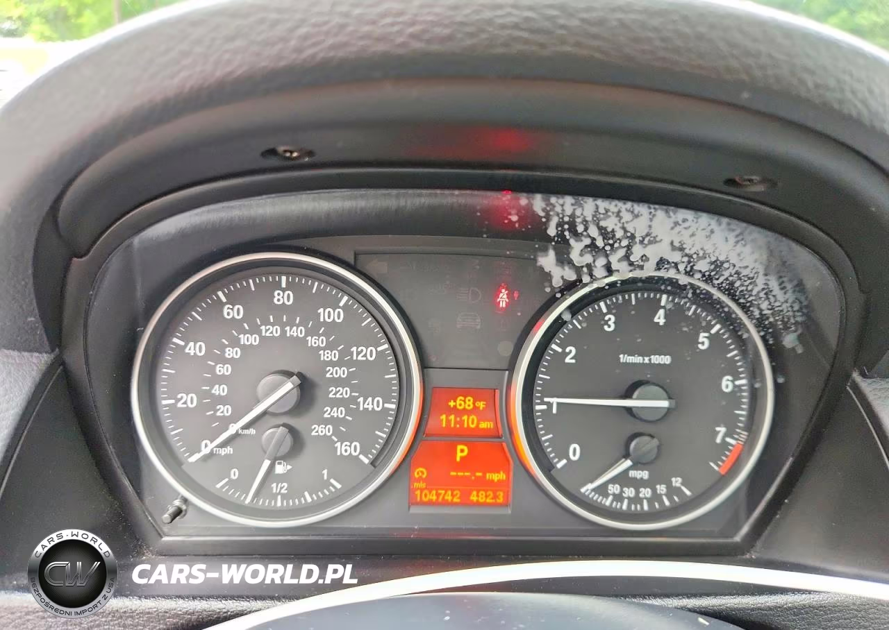 2014 BMW X1 xDrive28I VIN:WBAVL1C59EVY17064 - 9