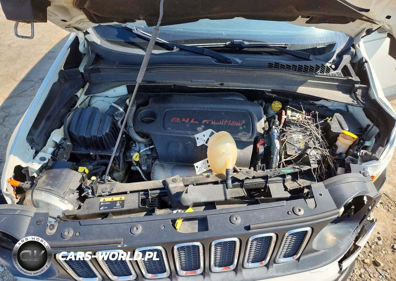 2017 Jeep Renegade Sport VIN:ZACCJAABXHPE44928 - 11