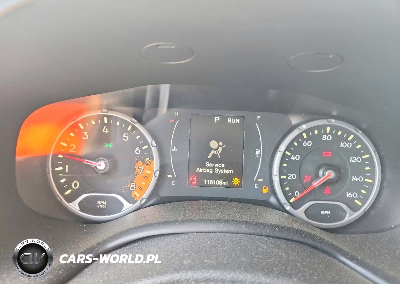 2017 Jeep Renegade Sport VIN:ZACCJAABXHPE44928 - 9