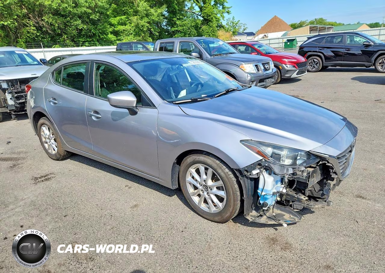 2015 Mazda 3 Touring VIN:3MZBM1V7XFM145820 - 4