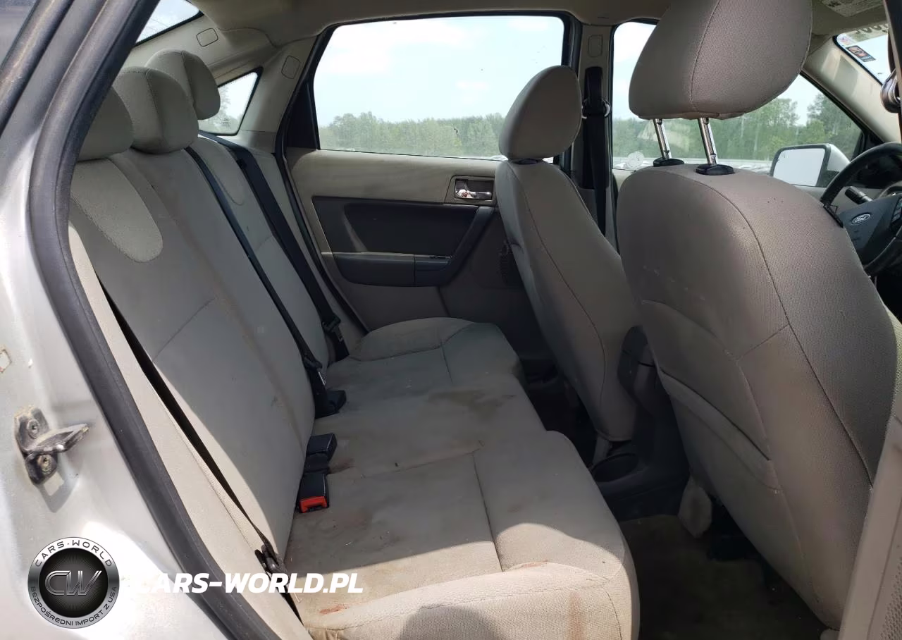 2009 Ford Focus VIN:1FAHP36N59W168929 - 10